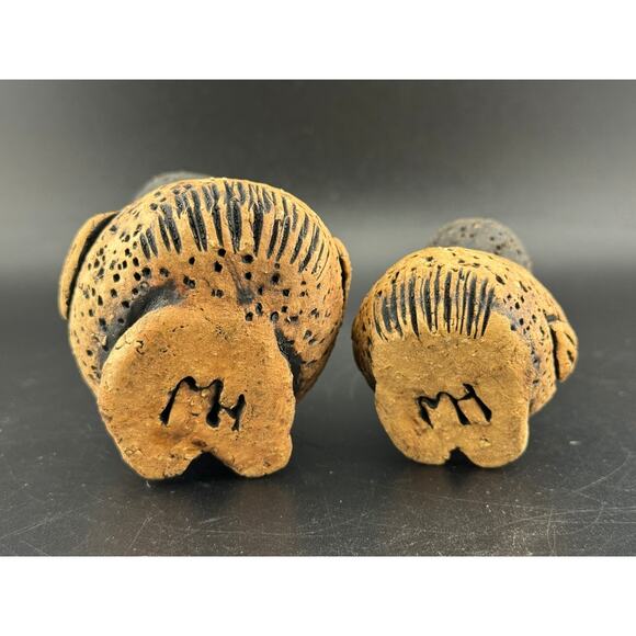 Pair of Signed Studio Pottery Ducks - Picture 5 of 6